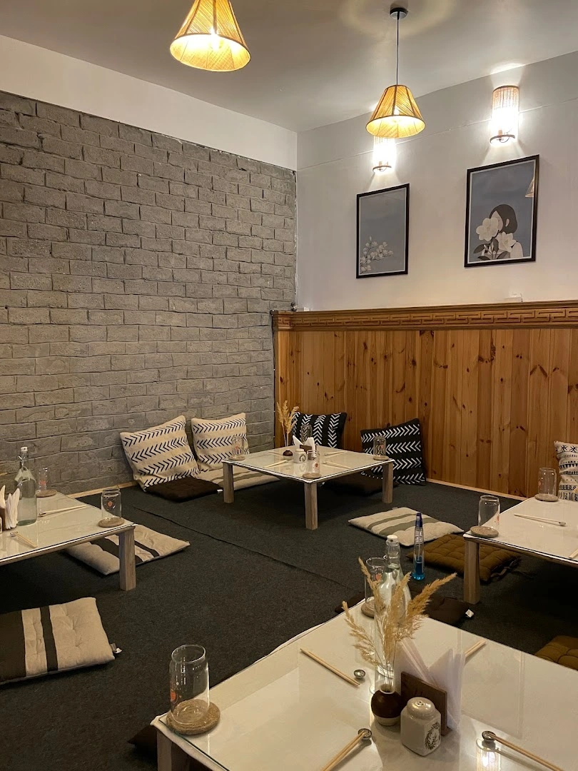 Hub house leh - Image 1