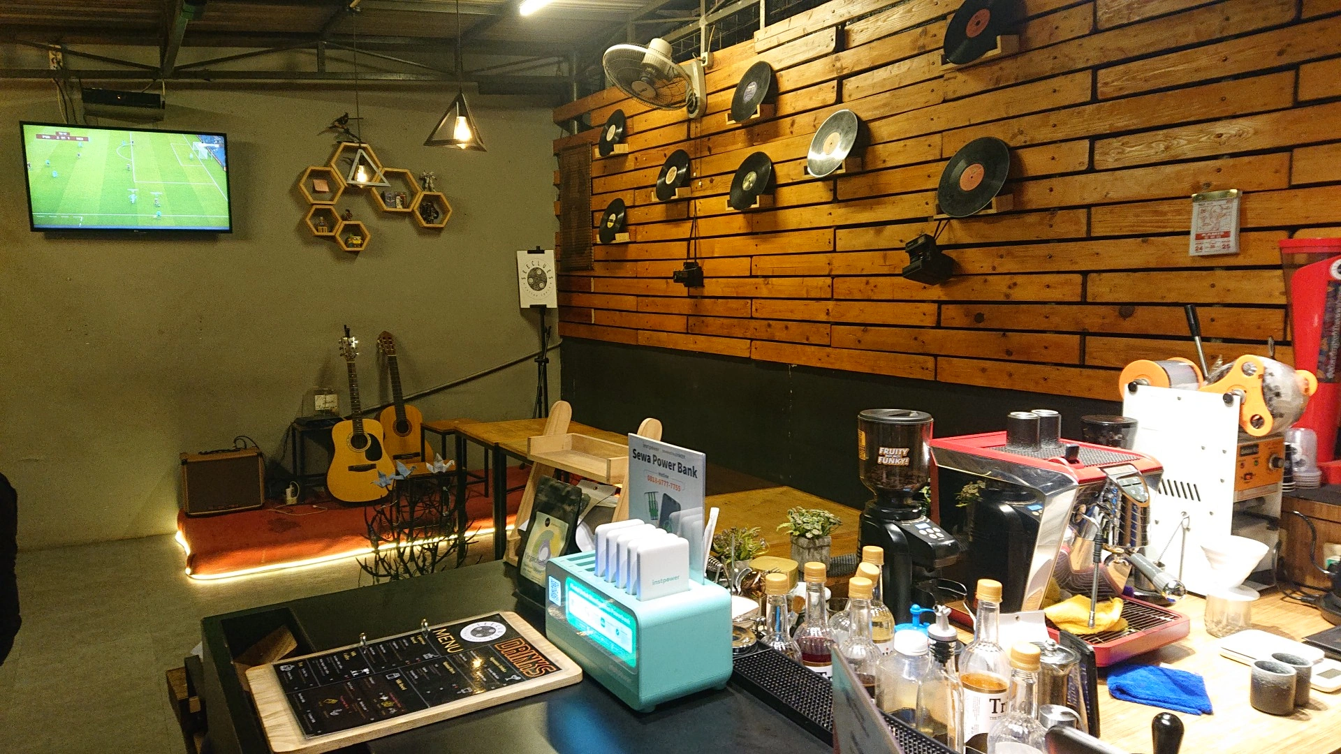 Seeclues Coffee Space - Image 1