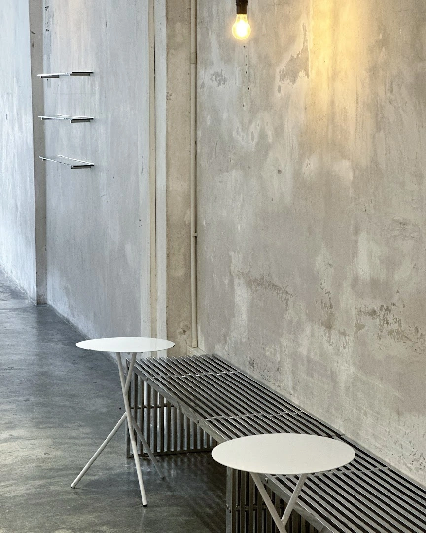 R COFFEE CO. - Image 1