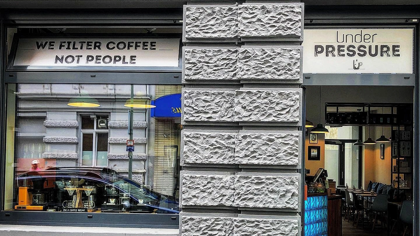 Café Under Pressure - Image 1