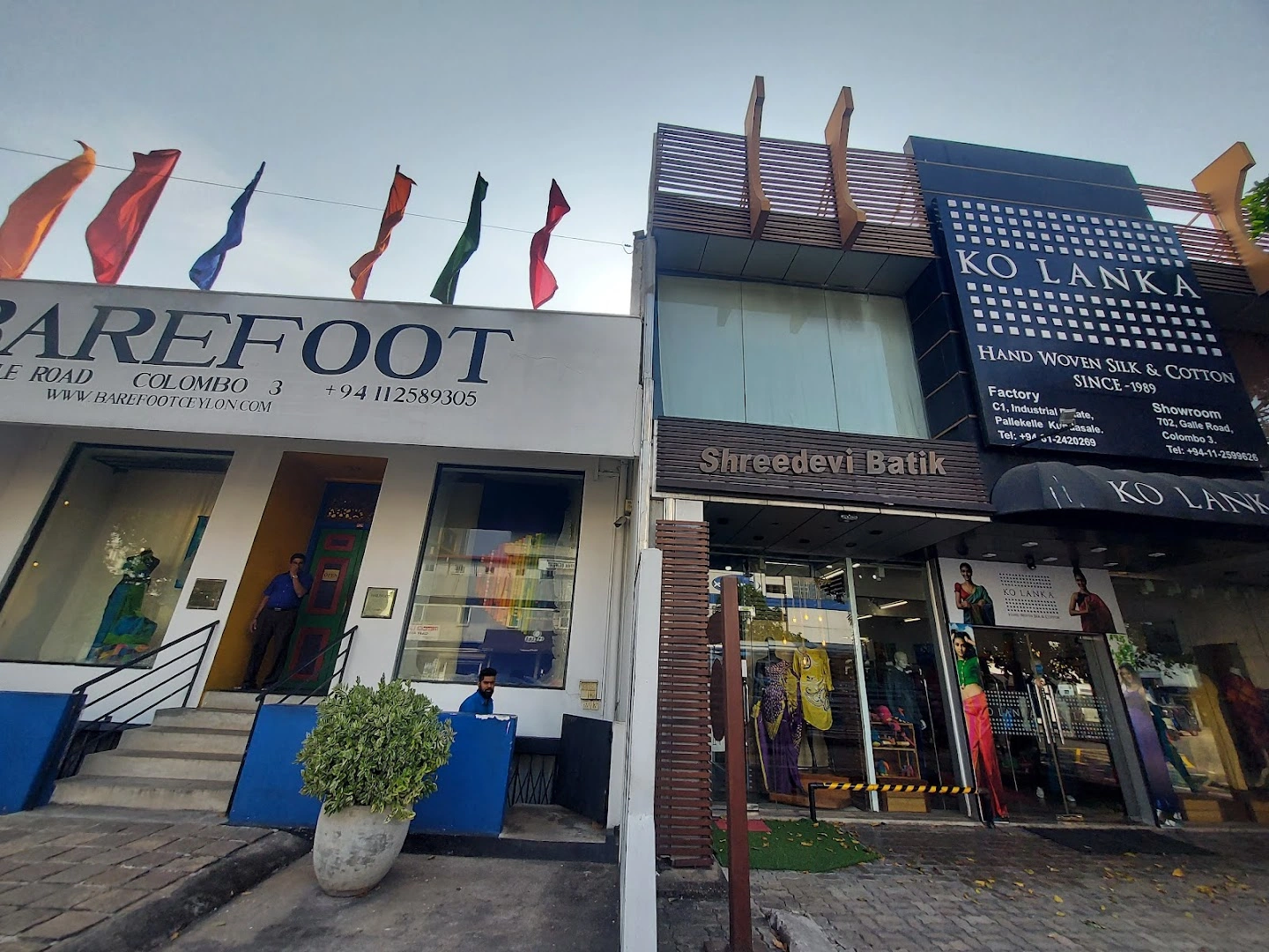 Barefoot Garden Cafe - Image 1