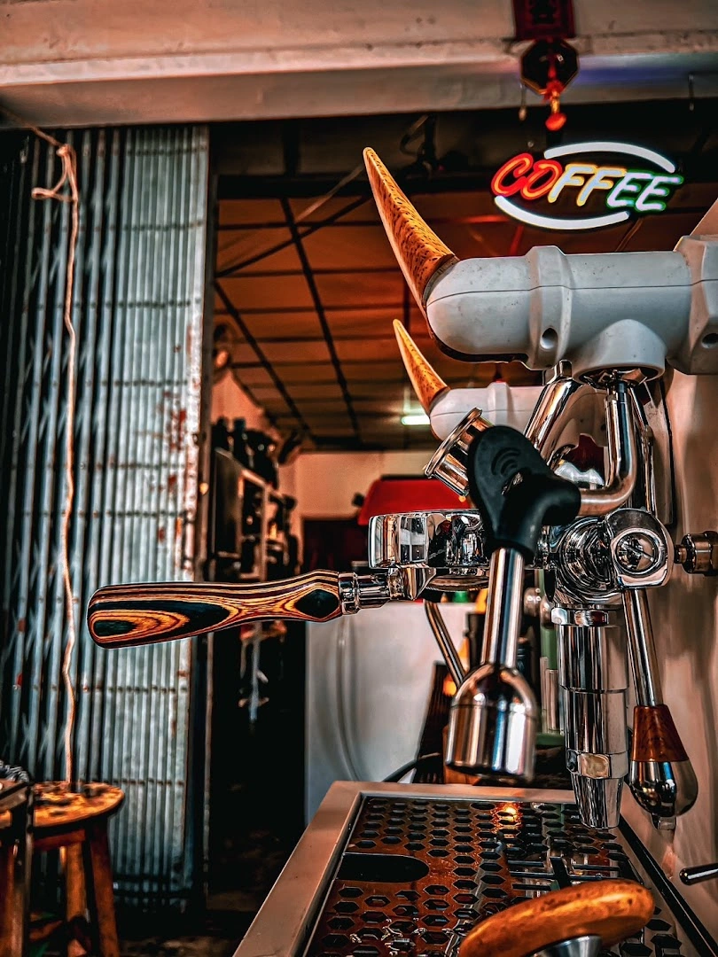 Street Craft Coffee by Lung Neng คราฟ-คอฟฟี่-บาย-ลุงเหน่ง - Image 1
