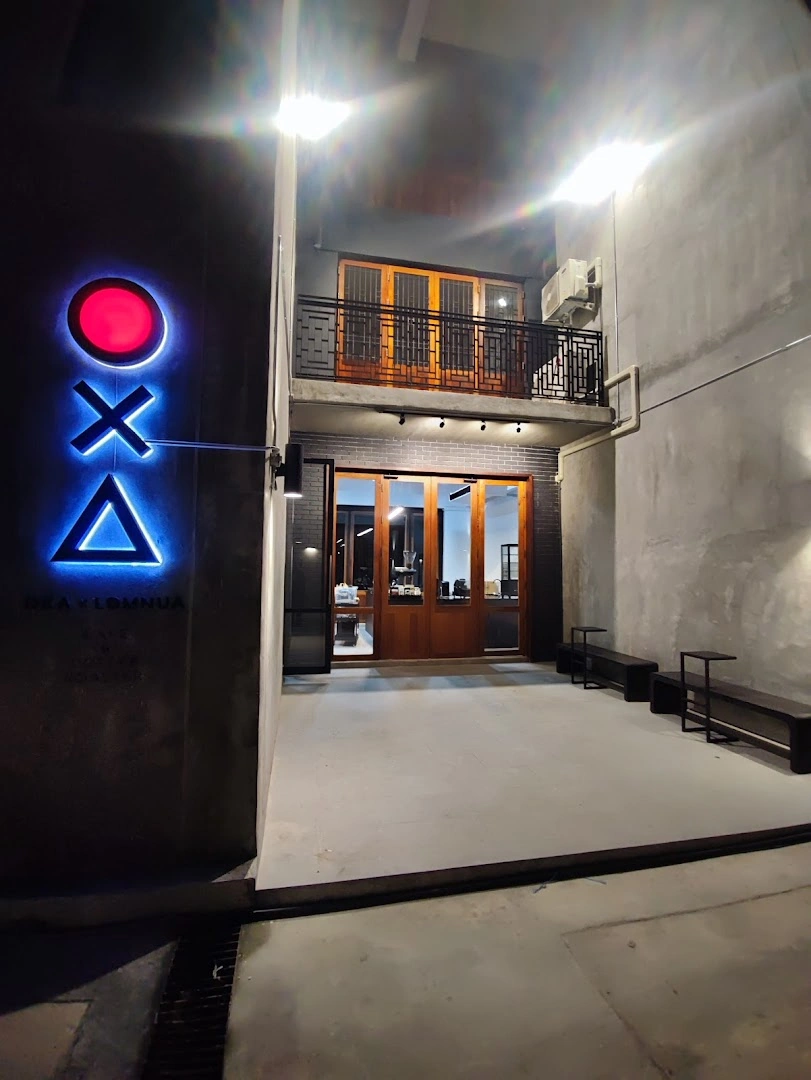 OKA x LOMNUA cafe & coffee roaster - Image 1