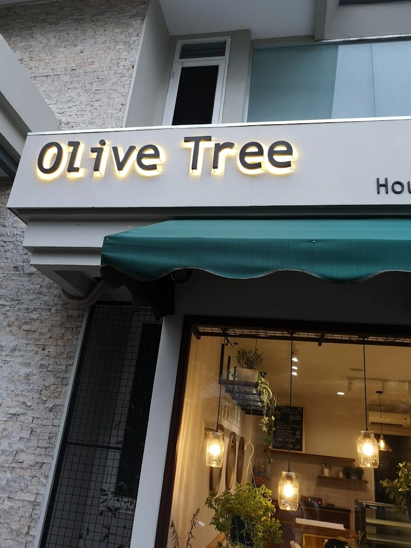 OLIVE TREE House of Croissants - Image 1