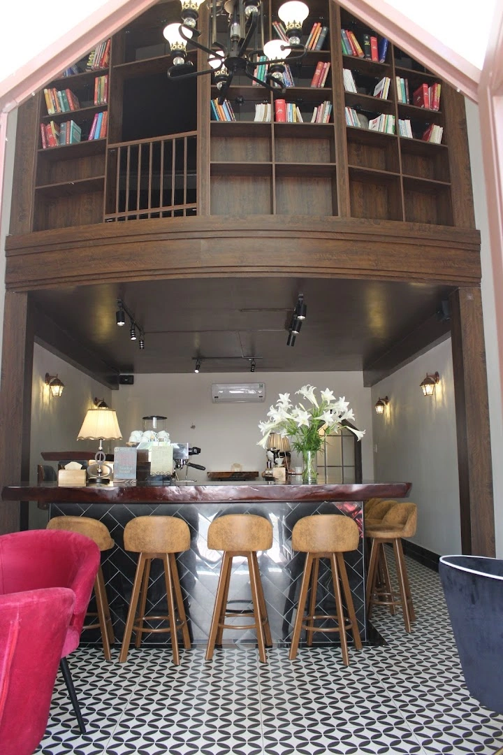 Loi’s Specialty Coffee & Bar - Nha Trang - Image 1