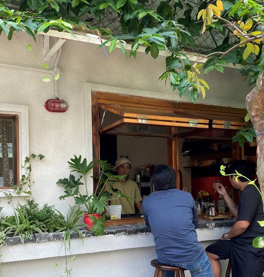 Slow Breeze Coffee/Kobumcha Da Nang - Image 1