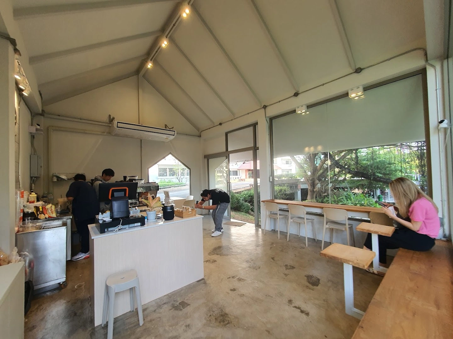 289 Coffee - Image 1