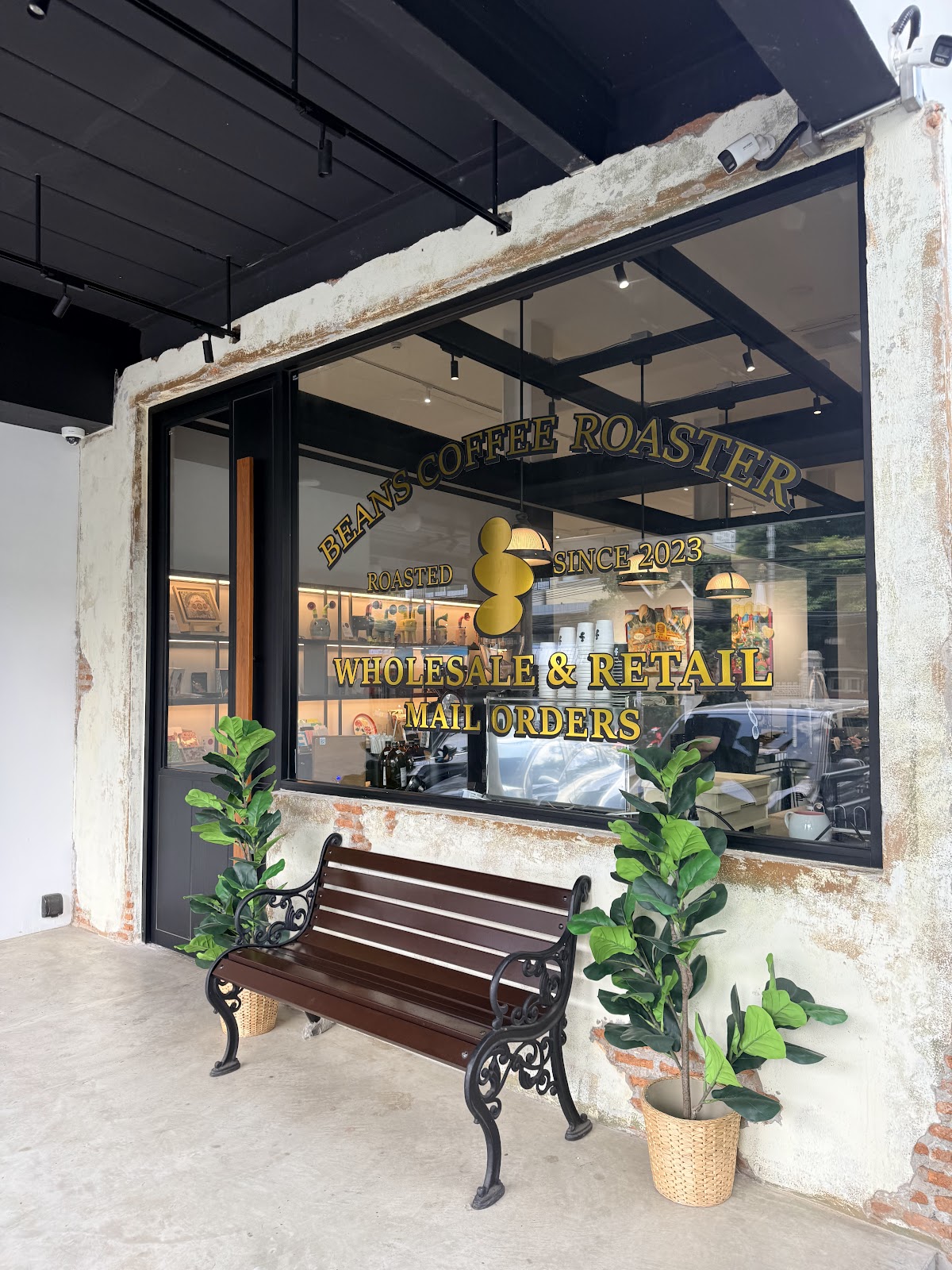 BEANS Coffee Roaster at Standard X Hotel - Image 1
