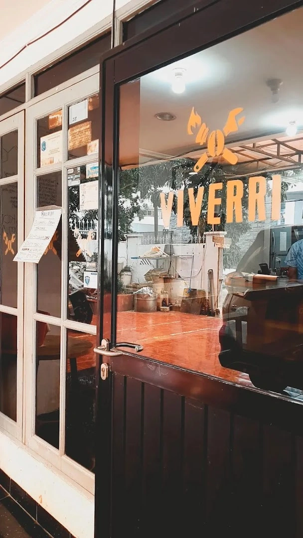 Viverri Specialty Coffee Roaster - Image 1