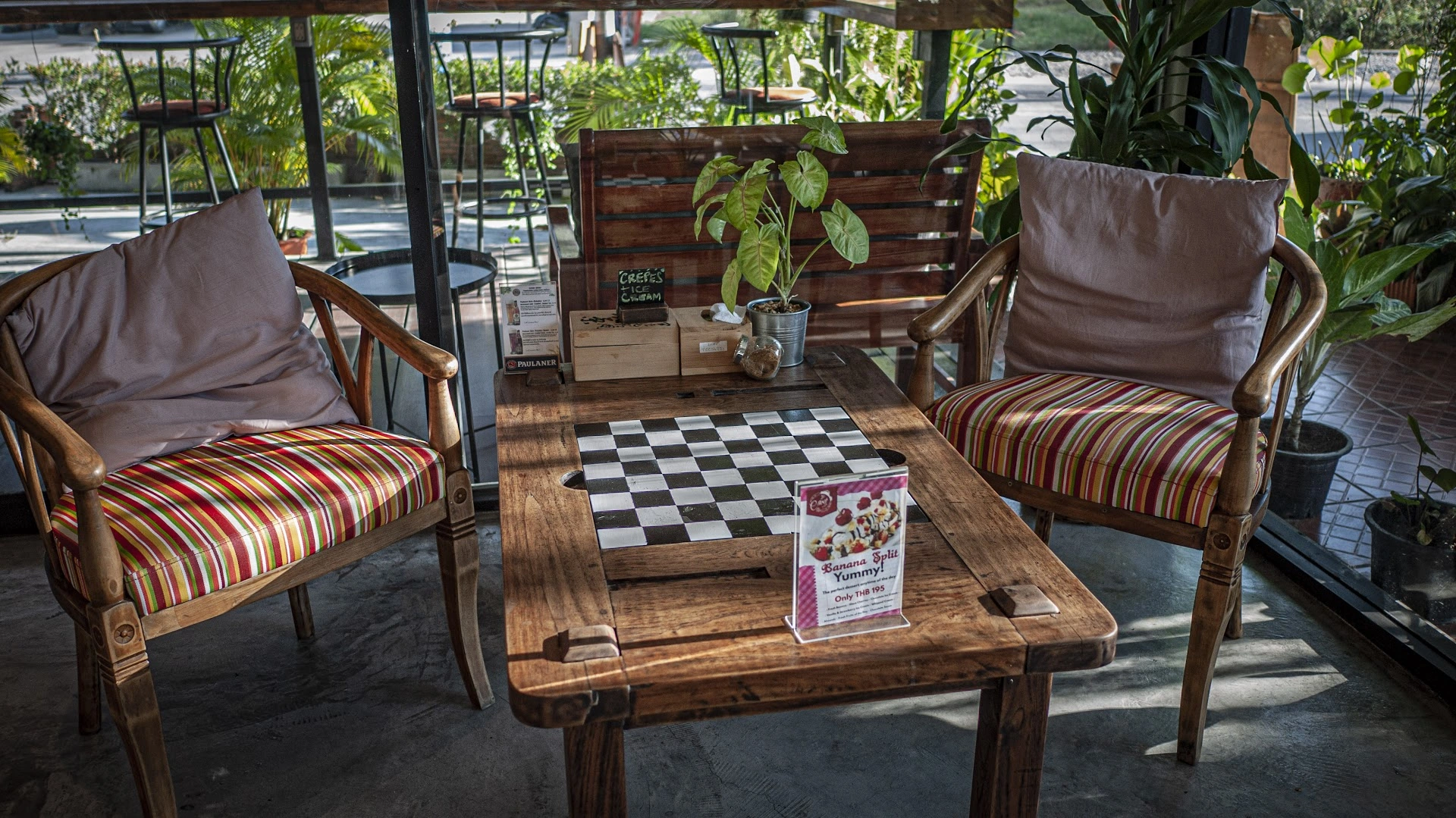 The Cottage Cafe & Bistro - Image 1