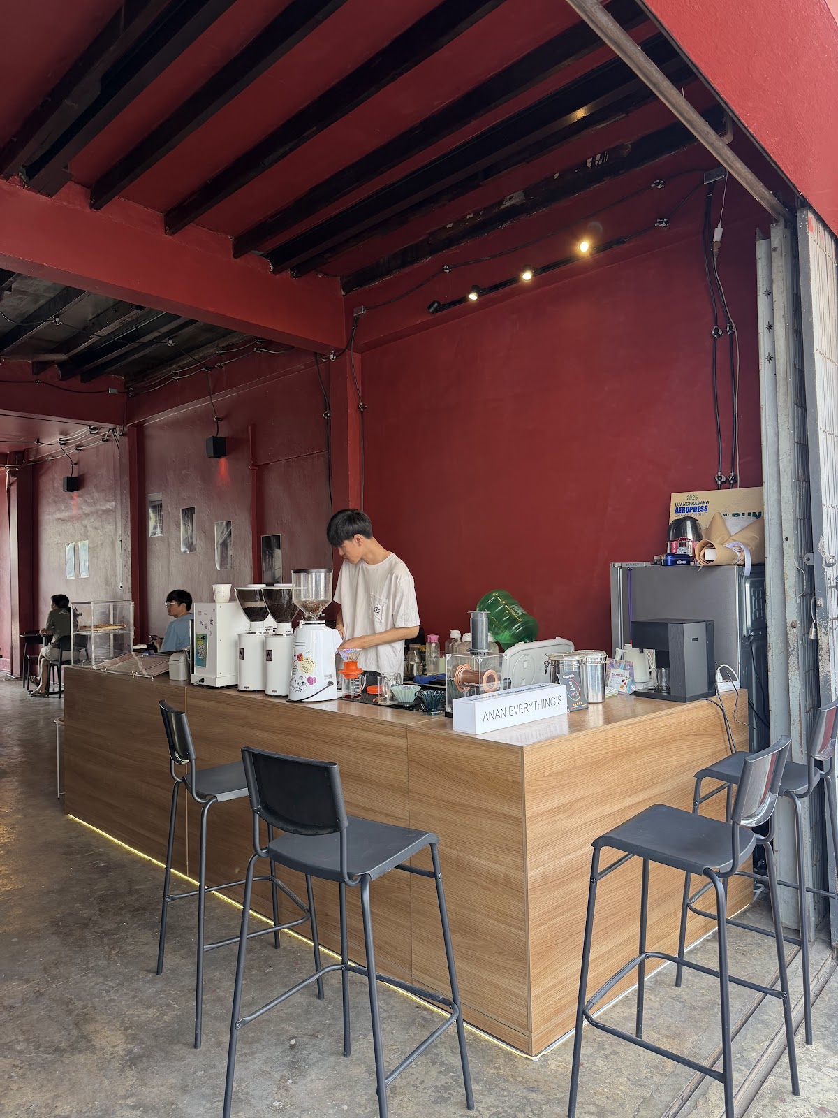 Anan everything’s Flagship Store - Image 1