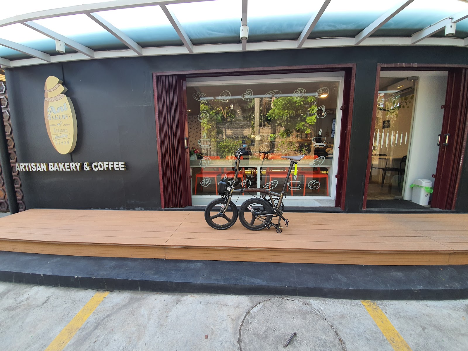 Ant Artisan Bakery & Cafe - Image 1