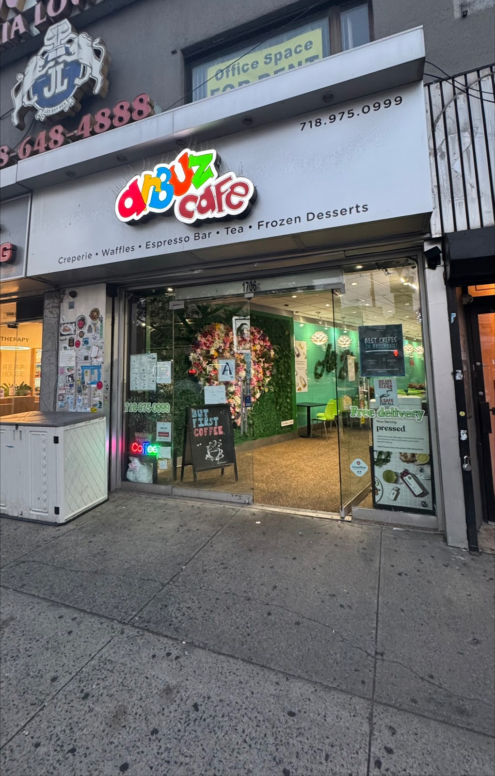 Arbuz Cafe - Image 1