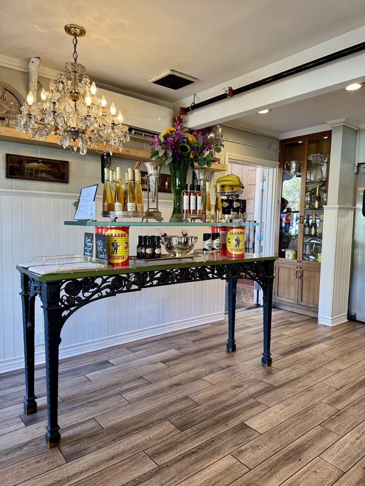 Aroma Coffee & Tea Co - Image 1