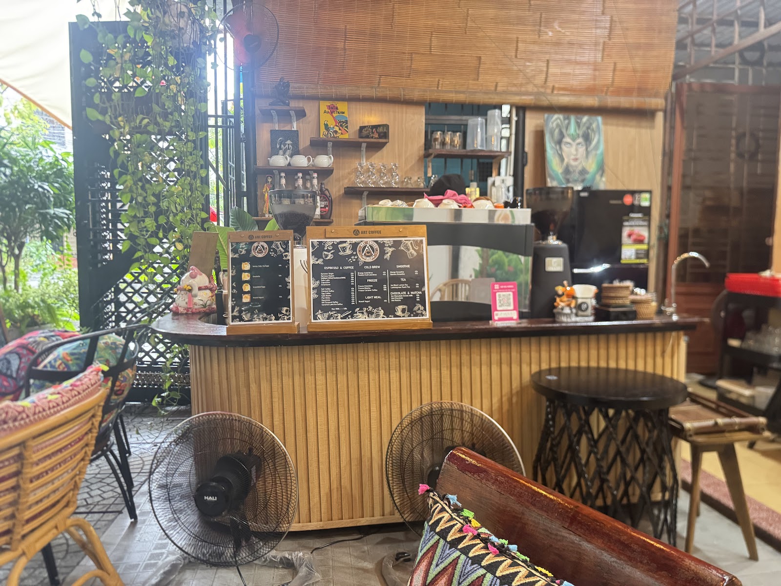 ART COFFEE HỘI AN - Image 1