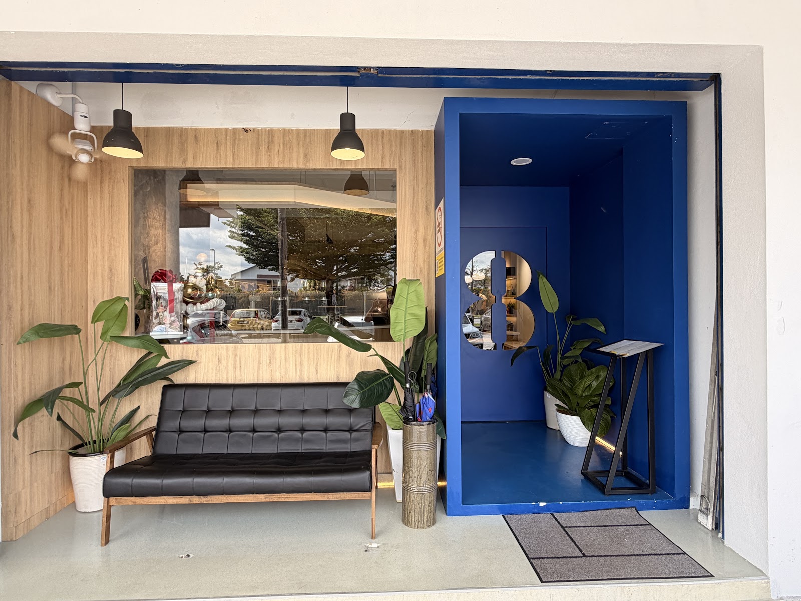 Cafe Eight - Image 1