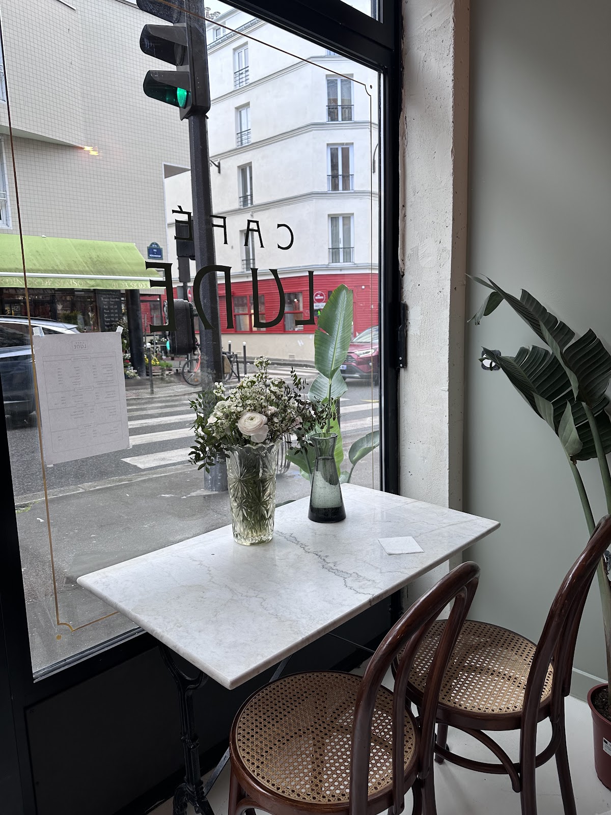 Café Lune - Image 1