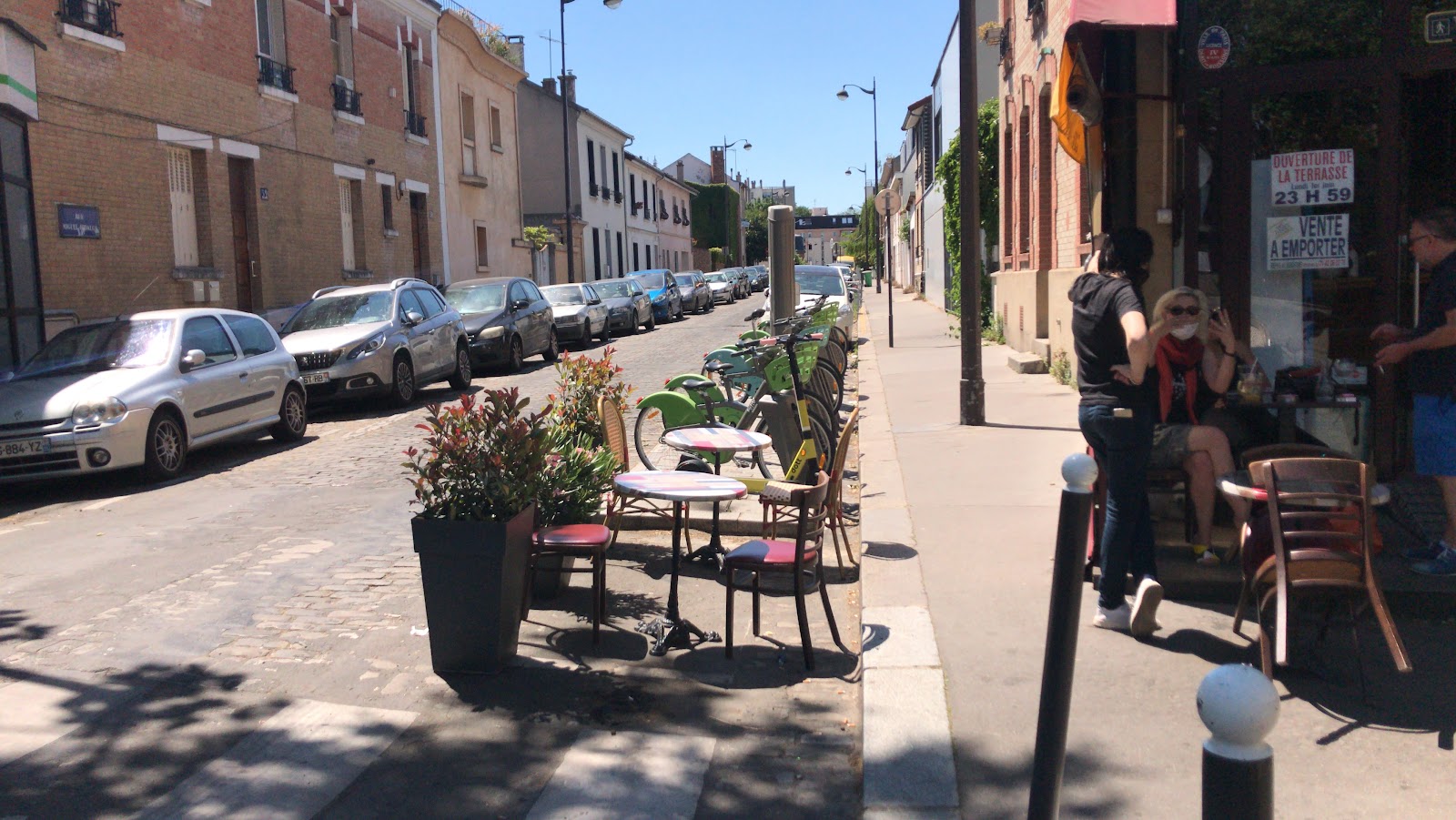 Café Parisien - Image 1
