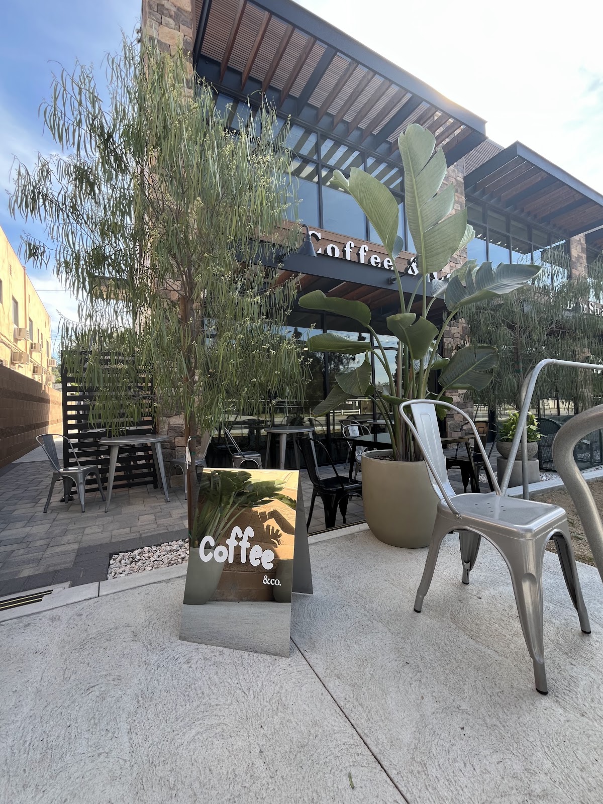 Coffee & Co. - Image 1