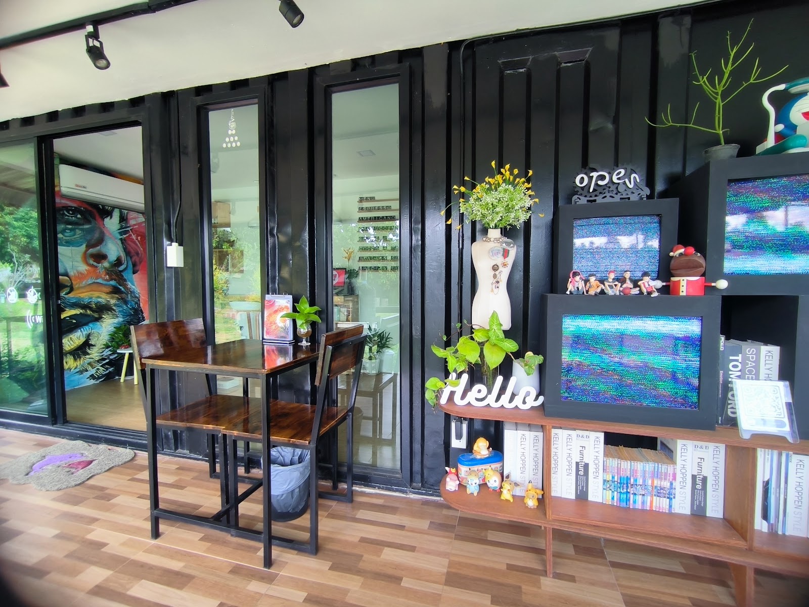Coffee Coffer Cafe' - Image 1