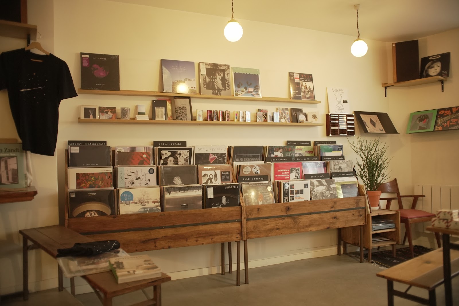 COMETS · Café & disques - Image 1