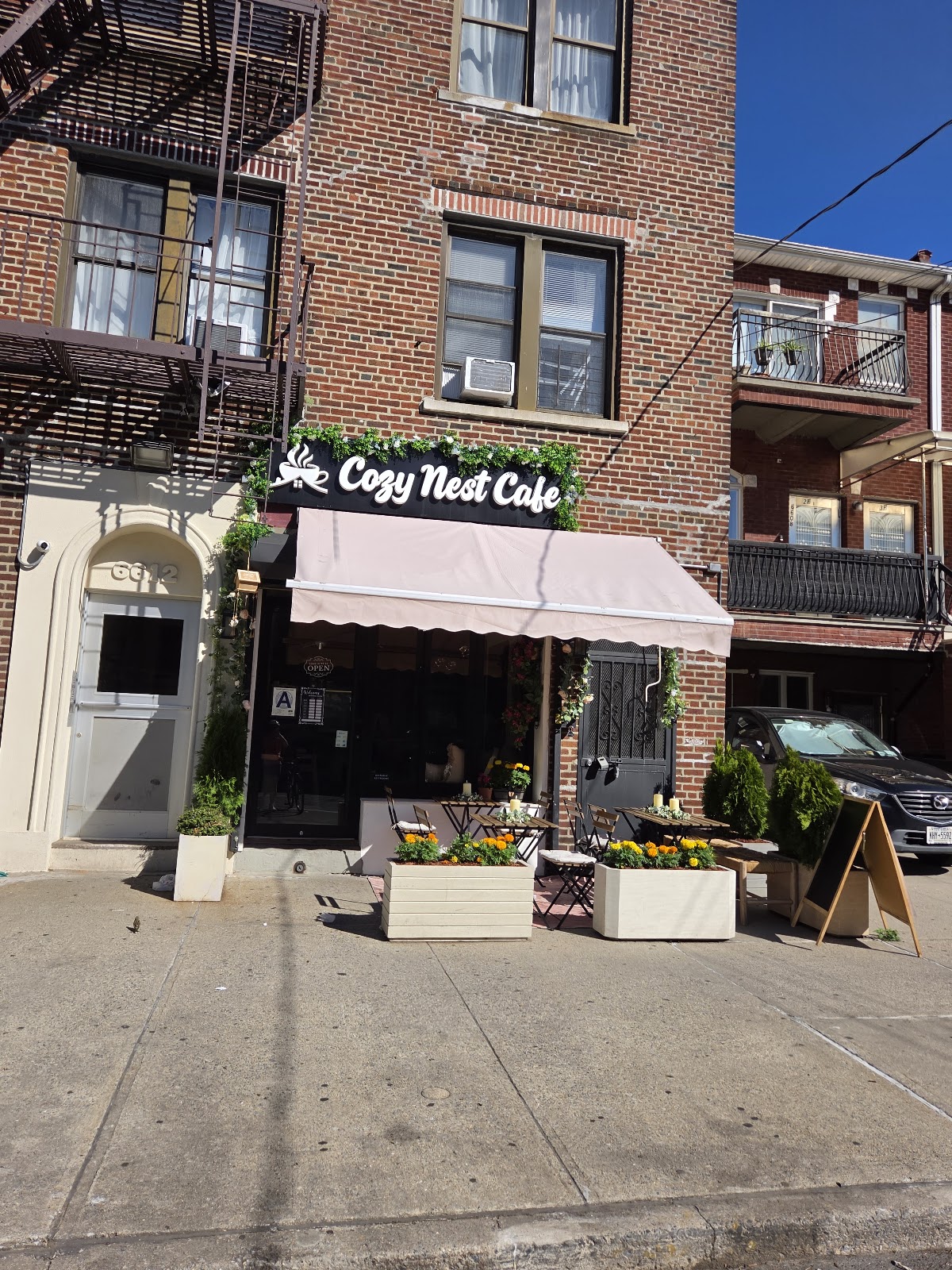 Cozy Nest Cafe - Image 1
