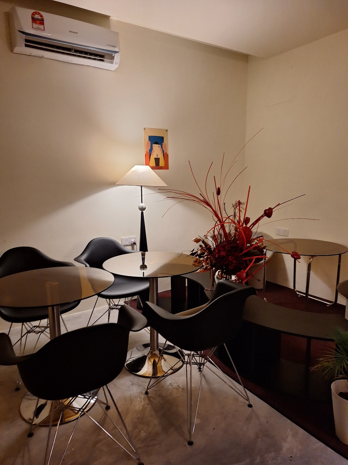 Dak Han Specialty Coffee - Image 1
