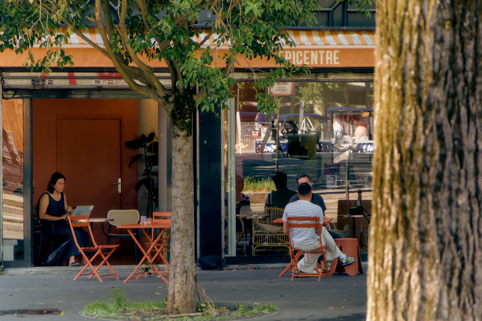 EPICENTRE coffee shop - Image 1