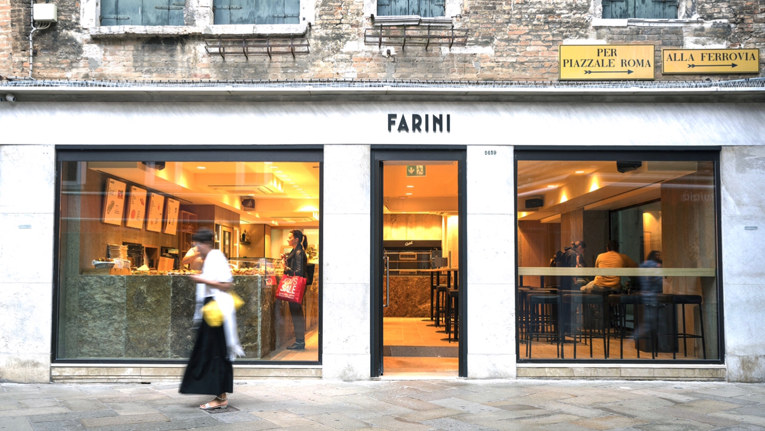 Farini - Image 1