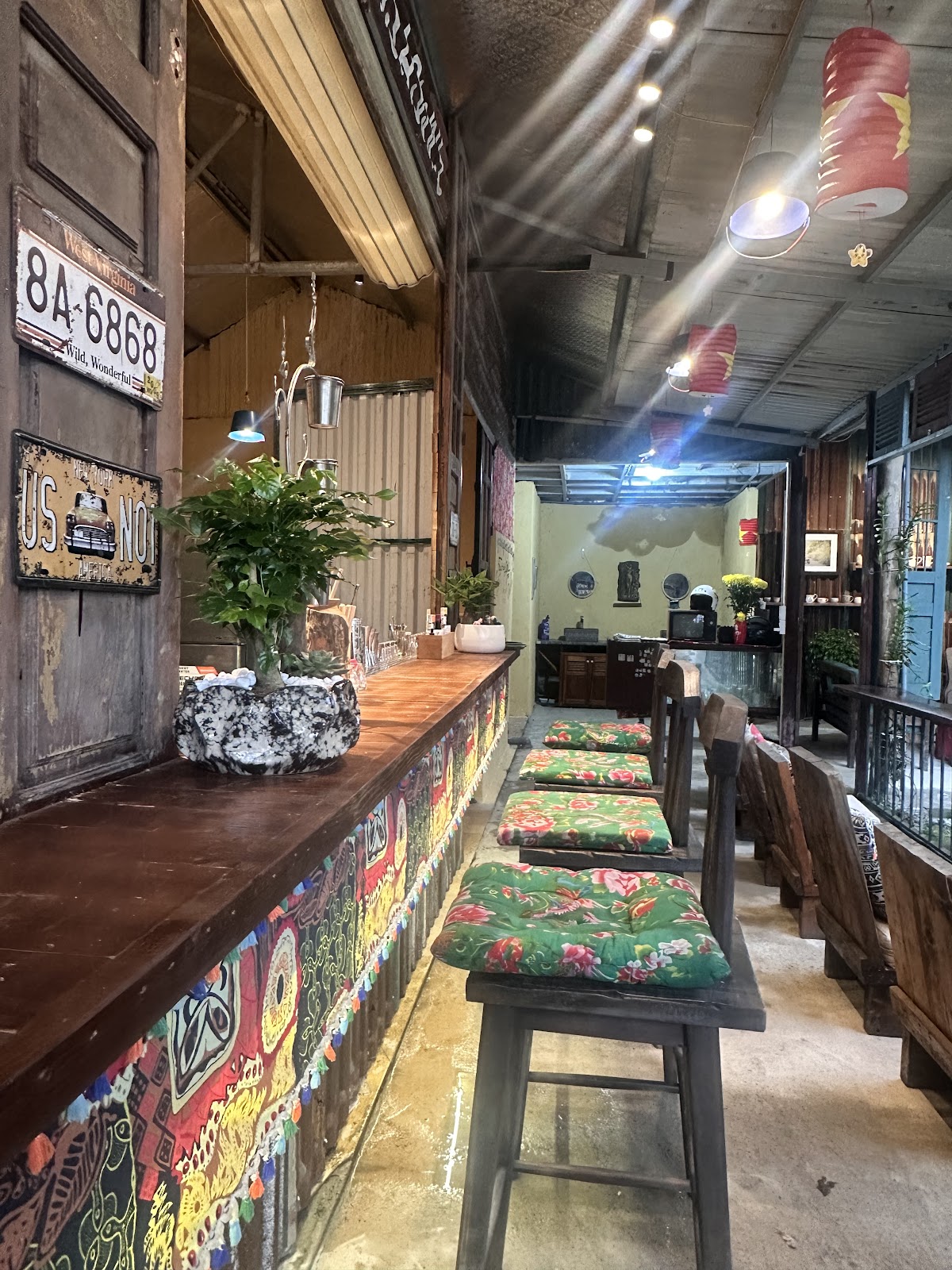 G-Pub - Restaurant and Drink Boutique - Image 1