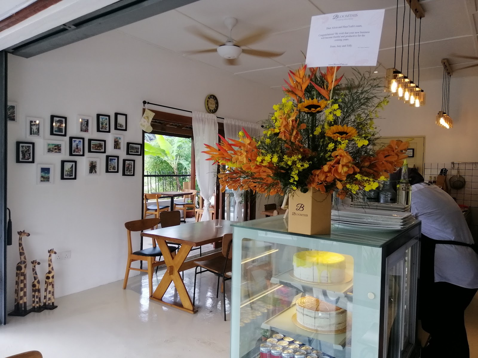 Haus 7 Cafe - Image 1