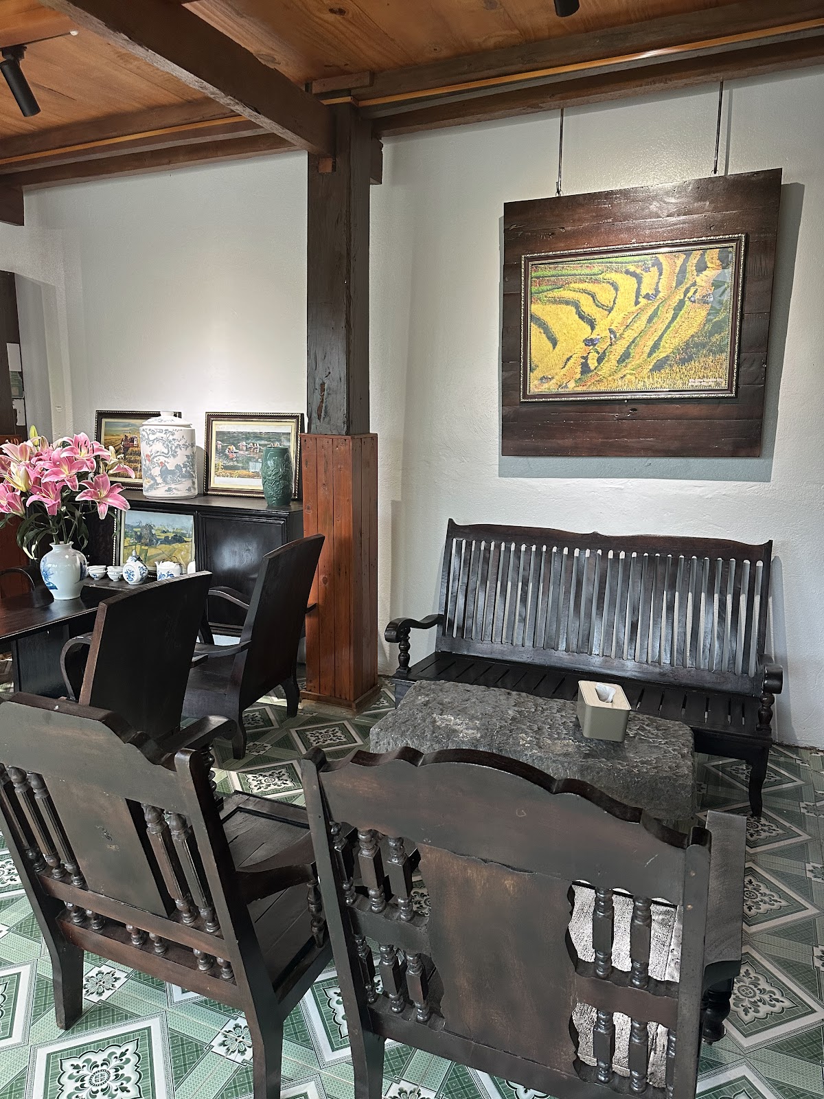 Heal Cafe - Image 1