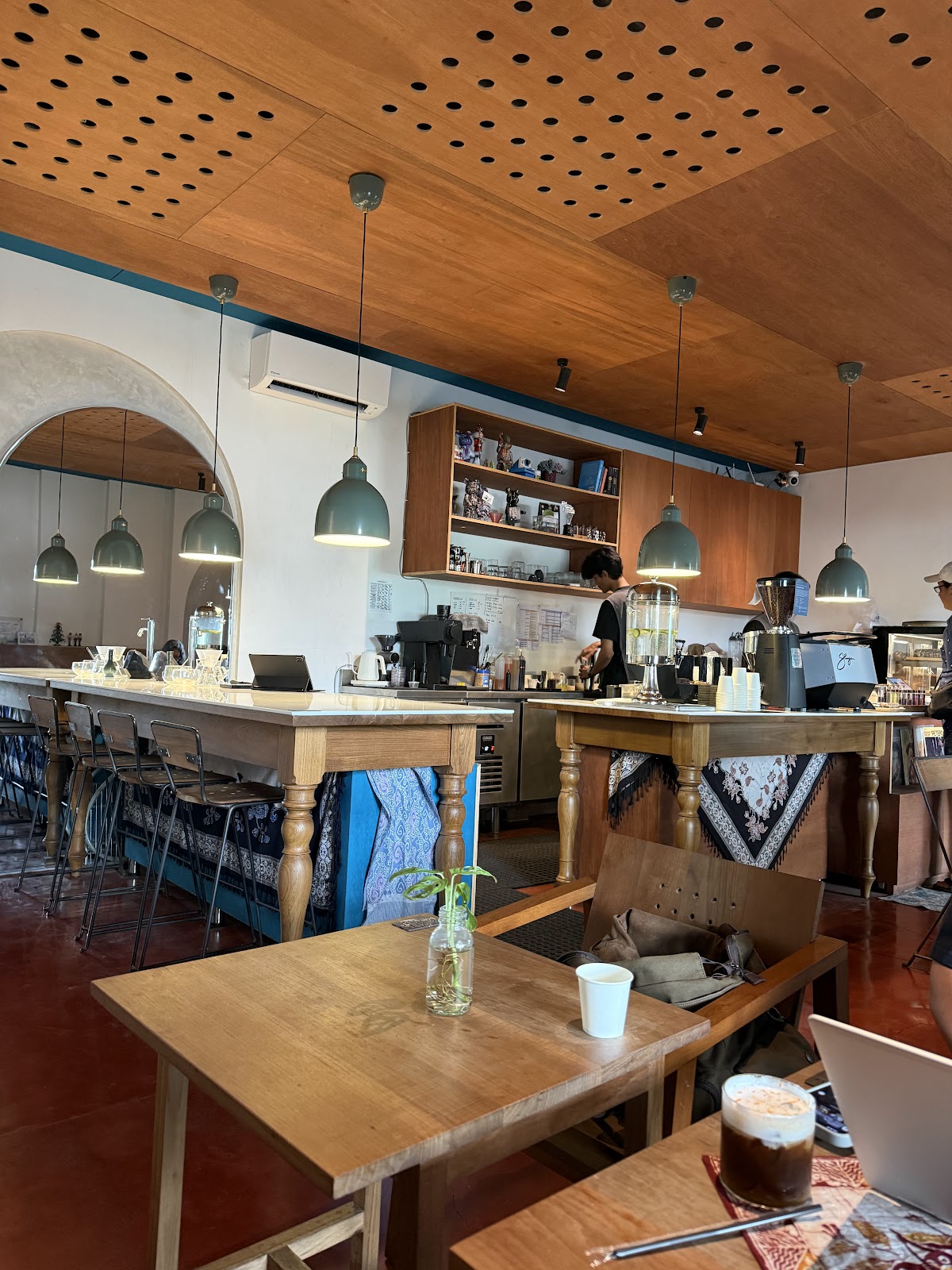 Lawang Lengkung Coffee - Image 1