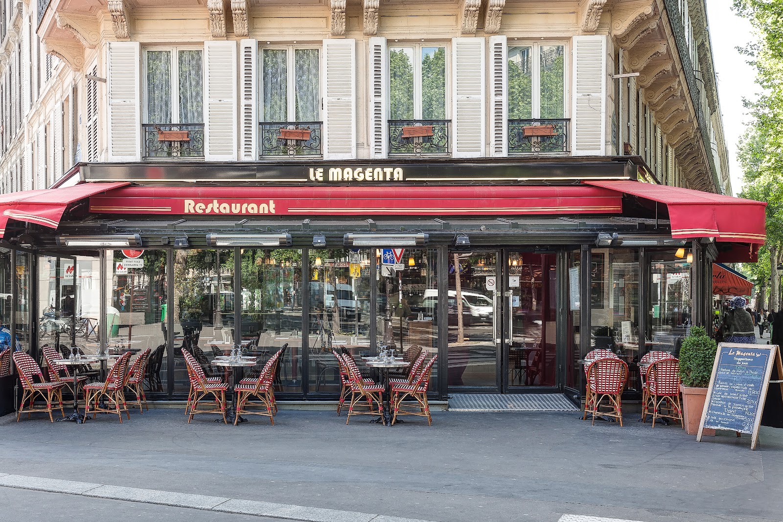 Le Magenta - Image 1