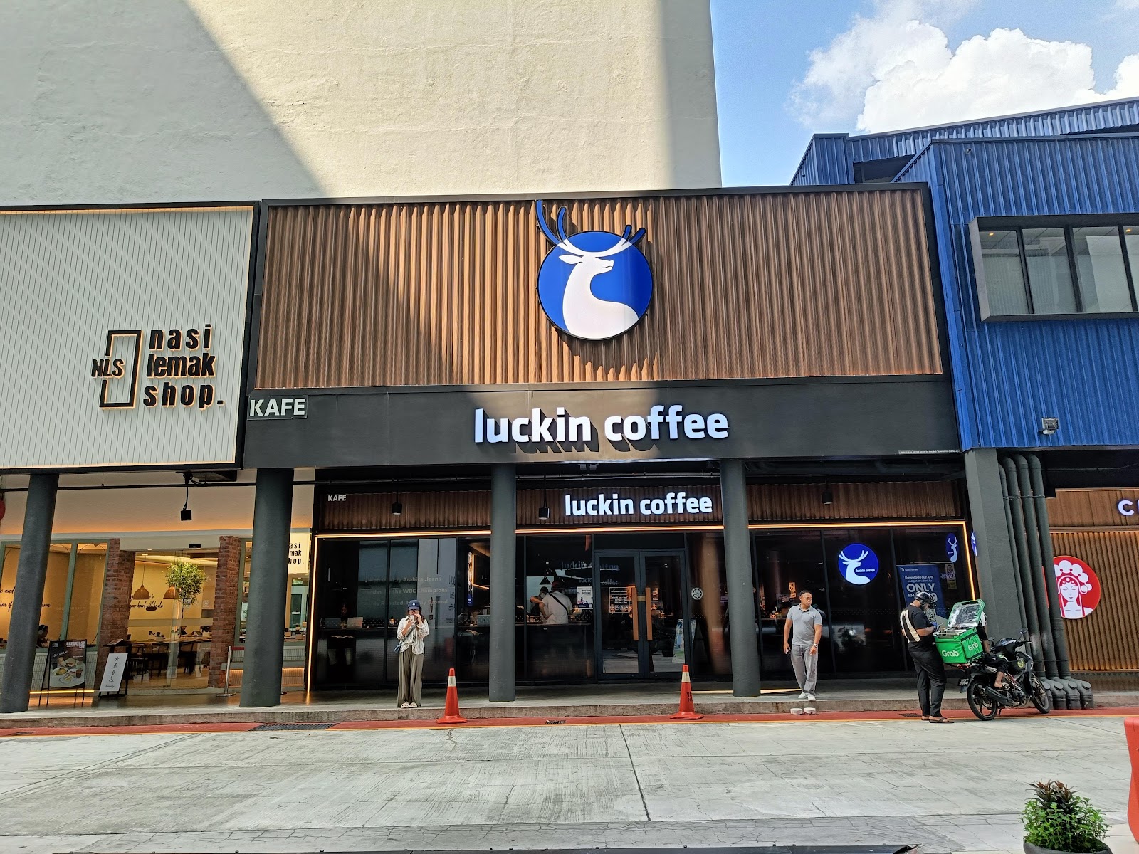 Luckin Coffee - Jaya One - Image 1