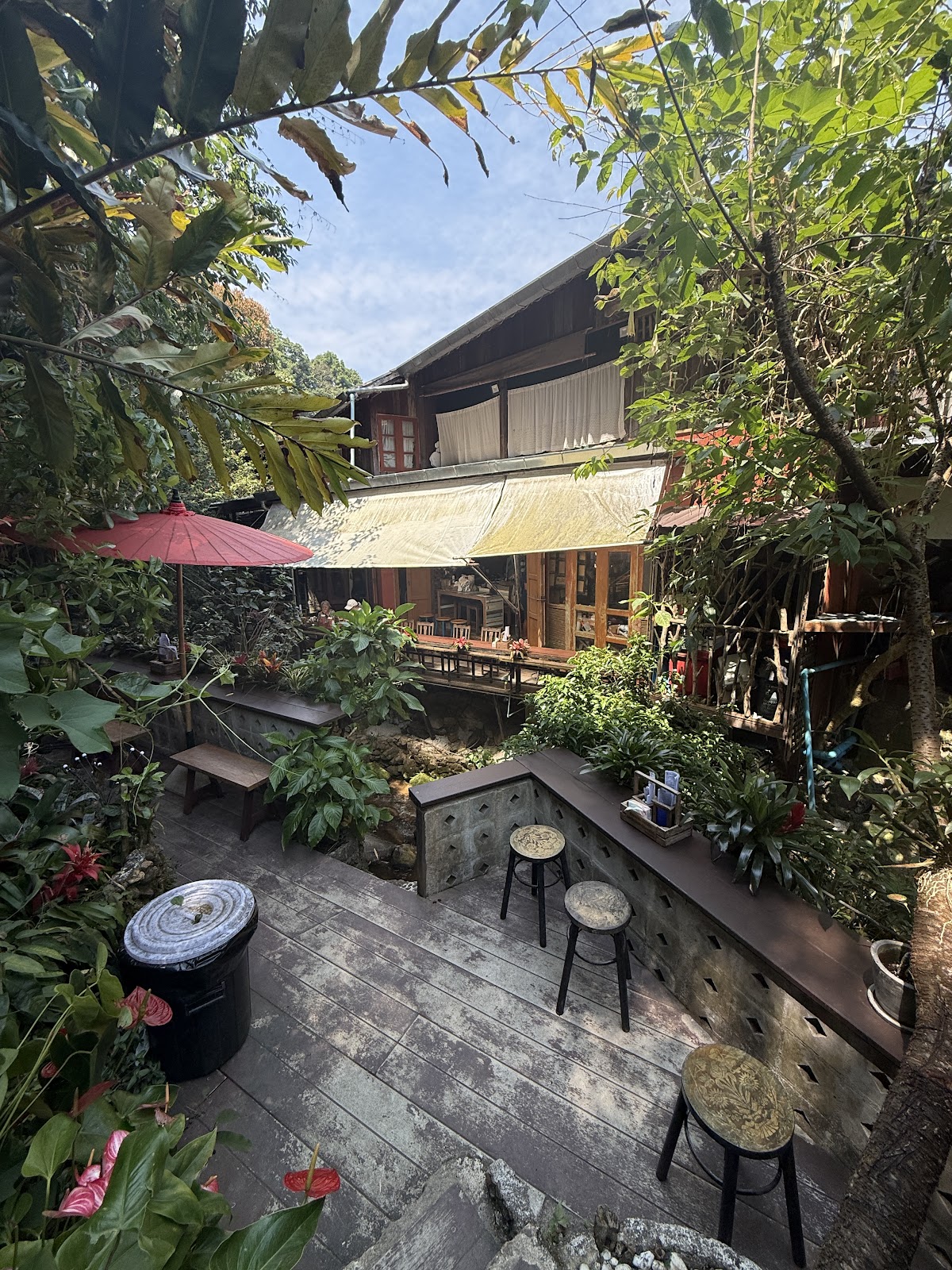 Lung Pud Pa Peng Coffee - Image 1