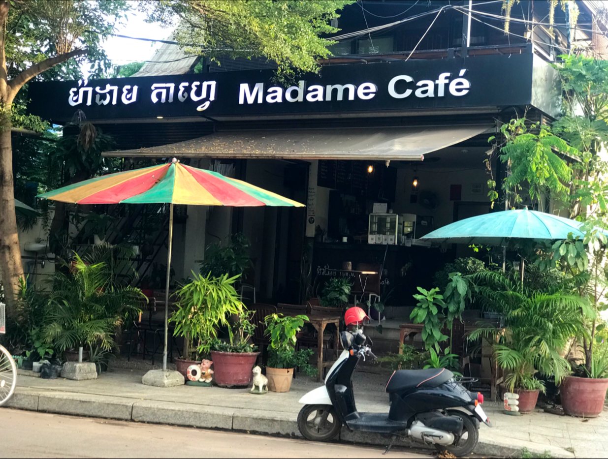 Madame Café - Image 1