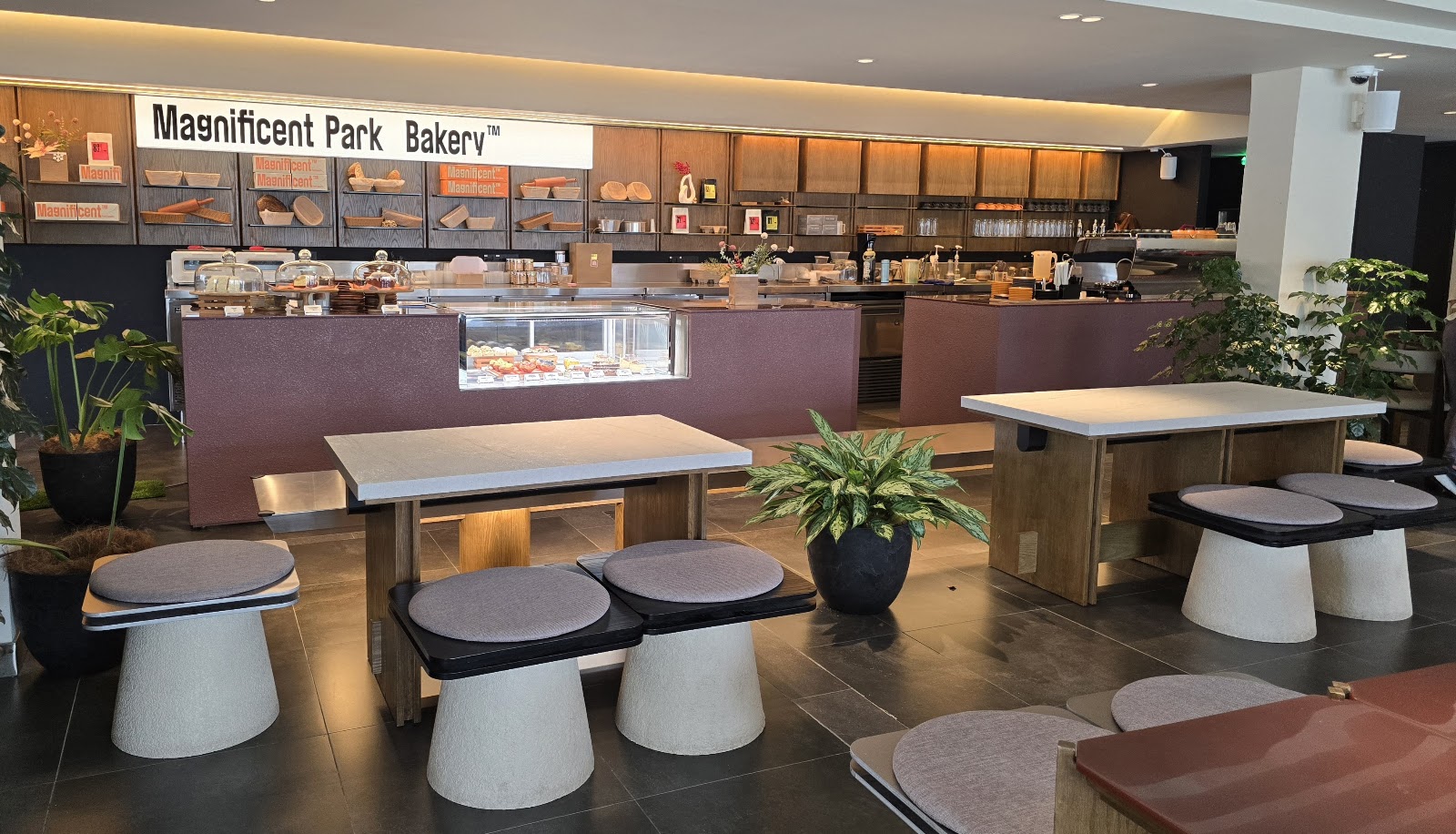 Magnificent Park Bakery - Image 1