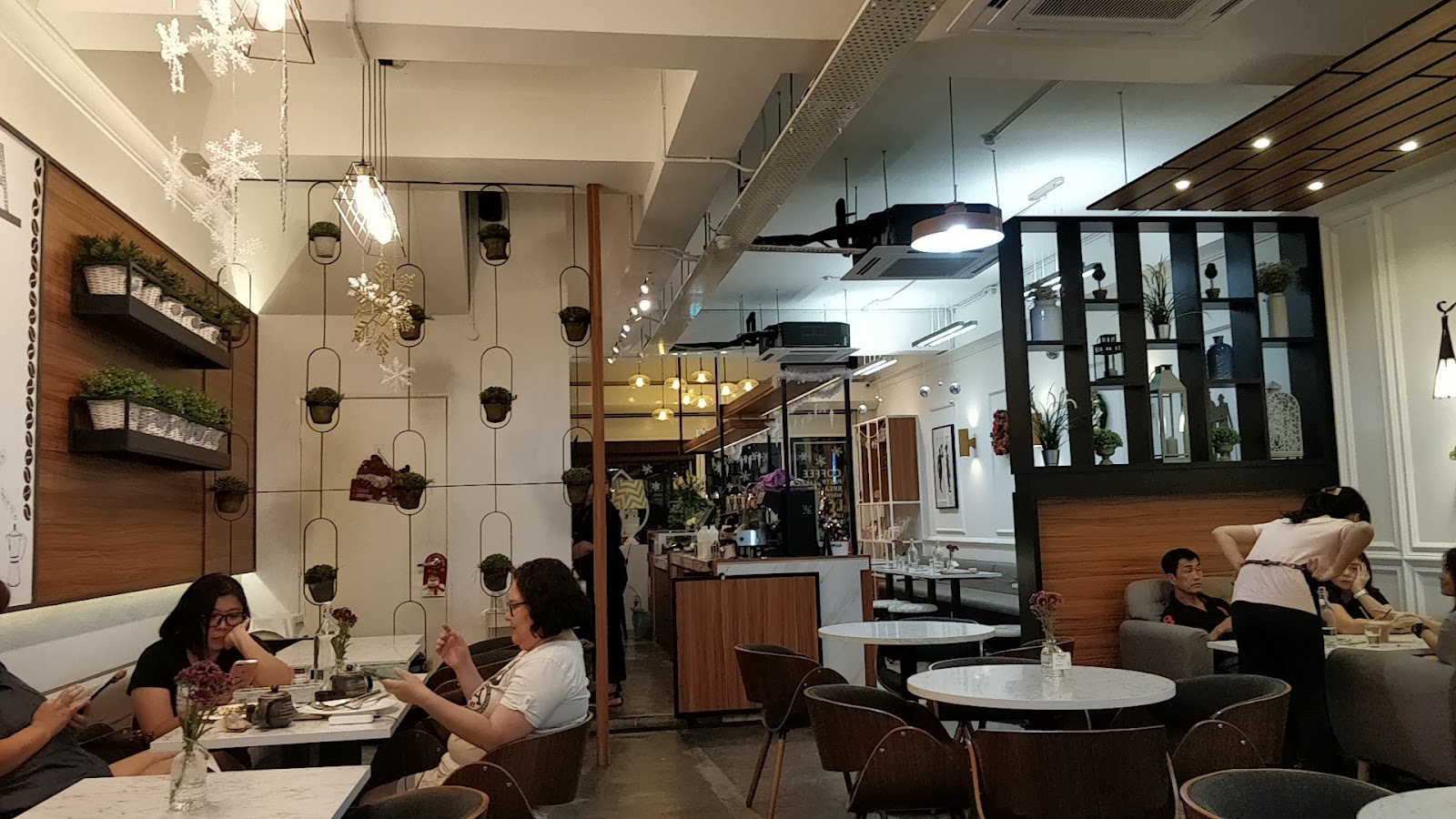 Moka Artisan Coffee - Image 1