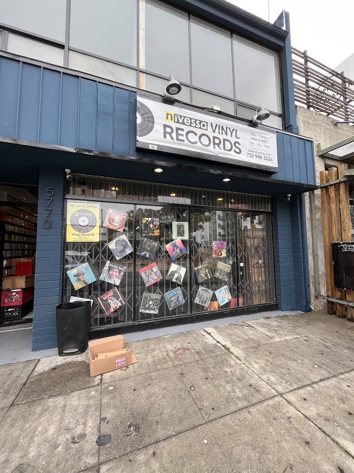 Nivessa Vinyl Records Store (on Pico) - Image 1
