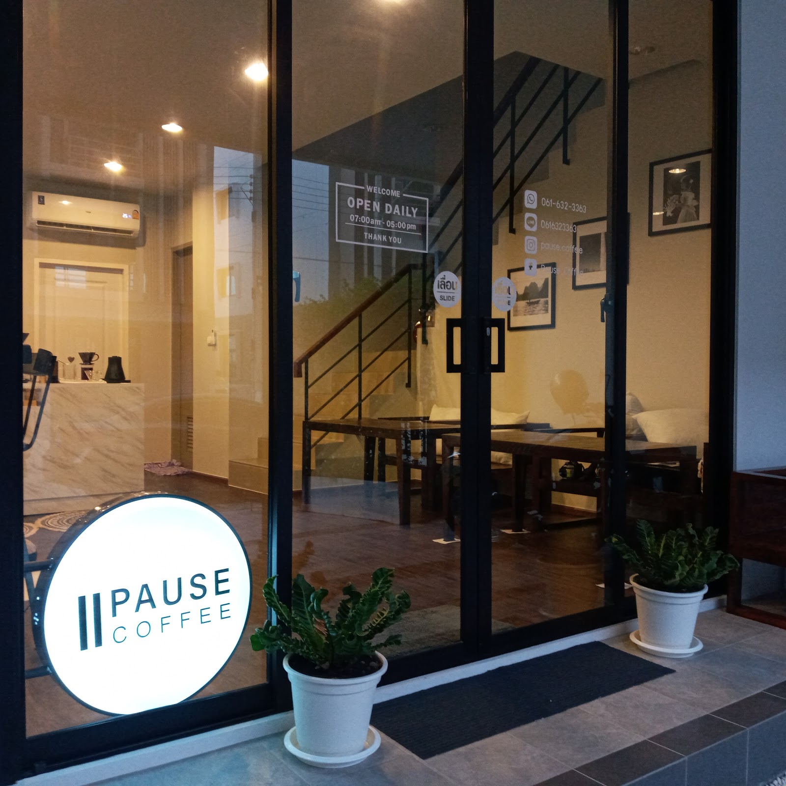 Pause Coffee - Image 1