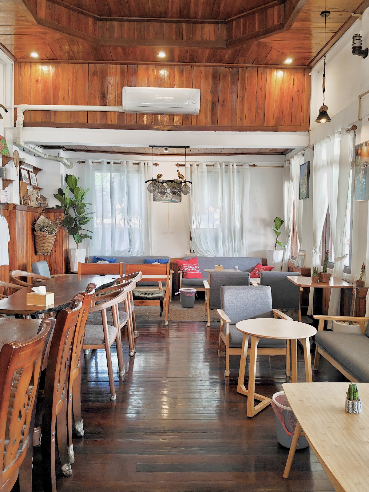 Phonpheng cafe - Image 1