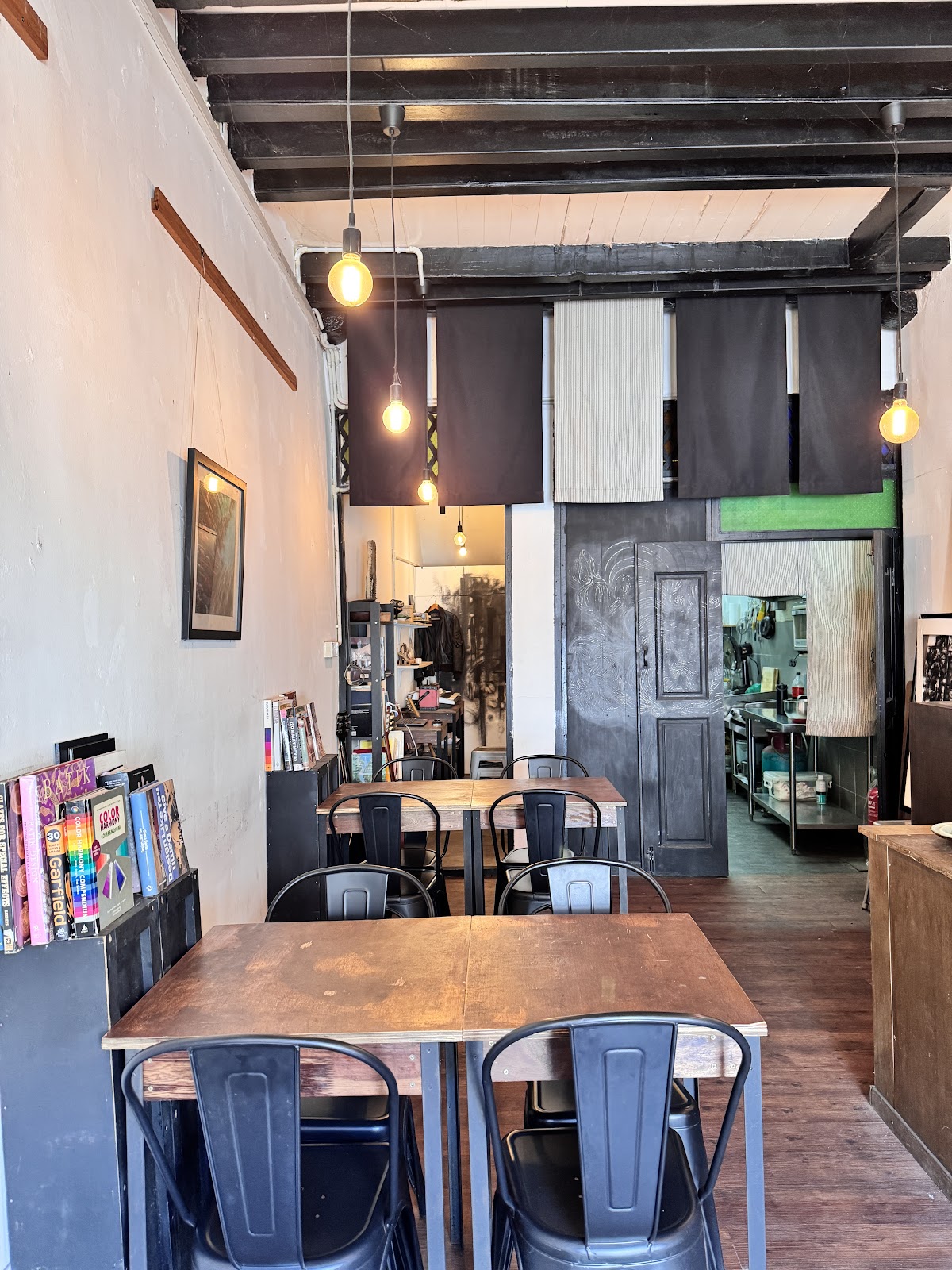 Potters Place Cafe - Image 1