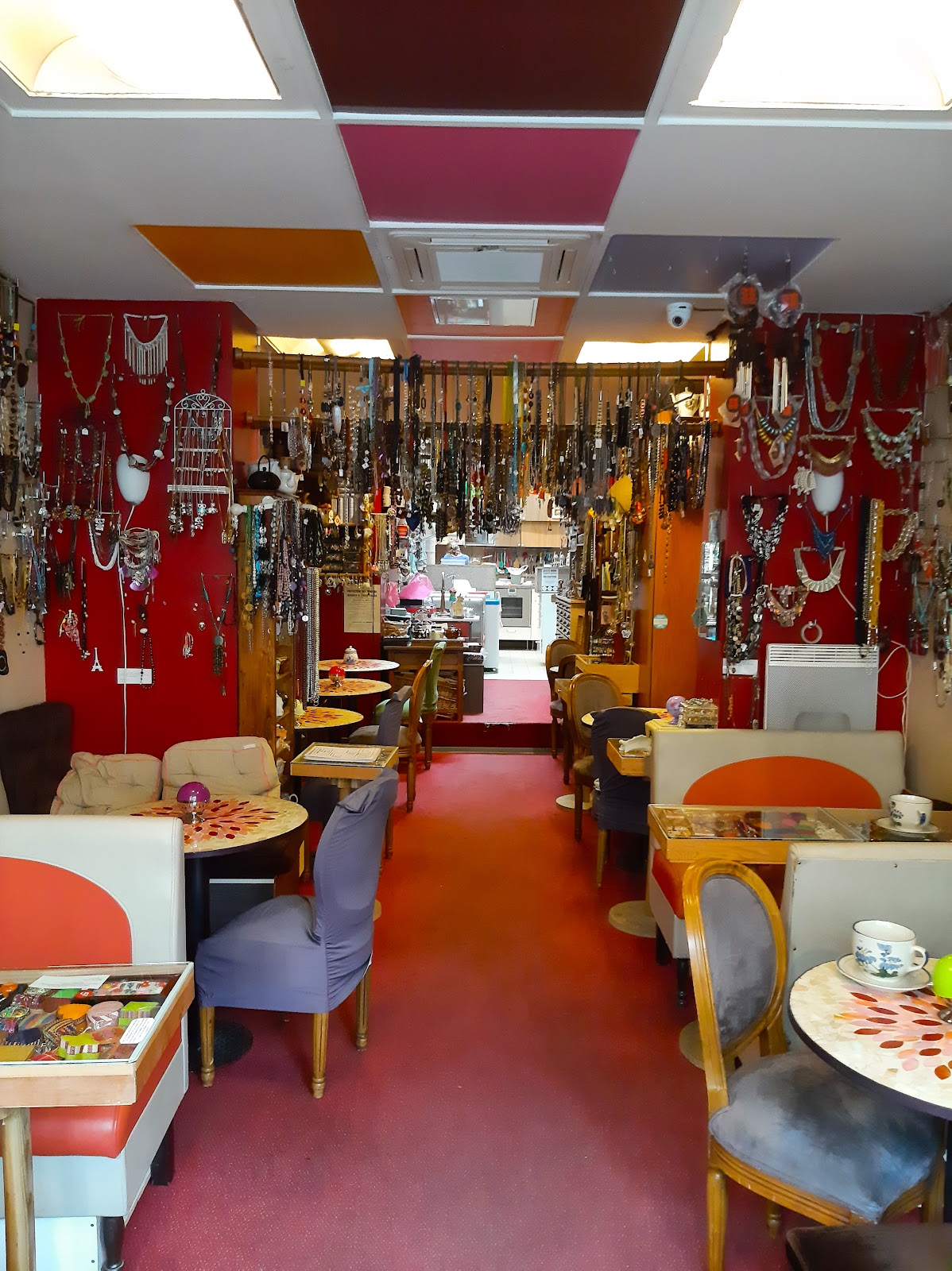 Salon de Thé - Image 1