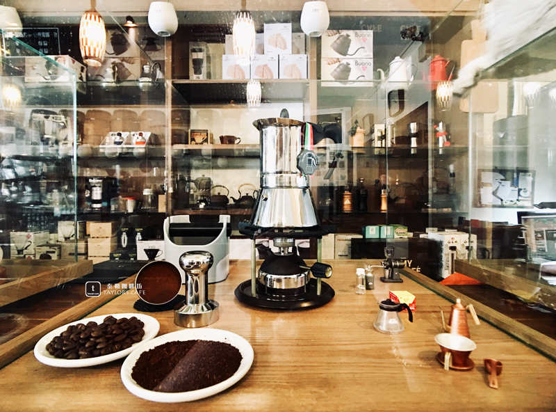 Taylor's Café 泰勒咖啡坊 - Image 1