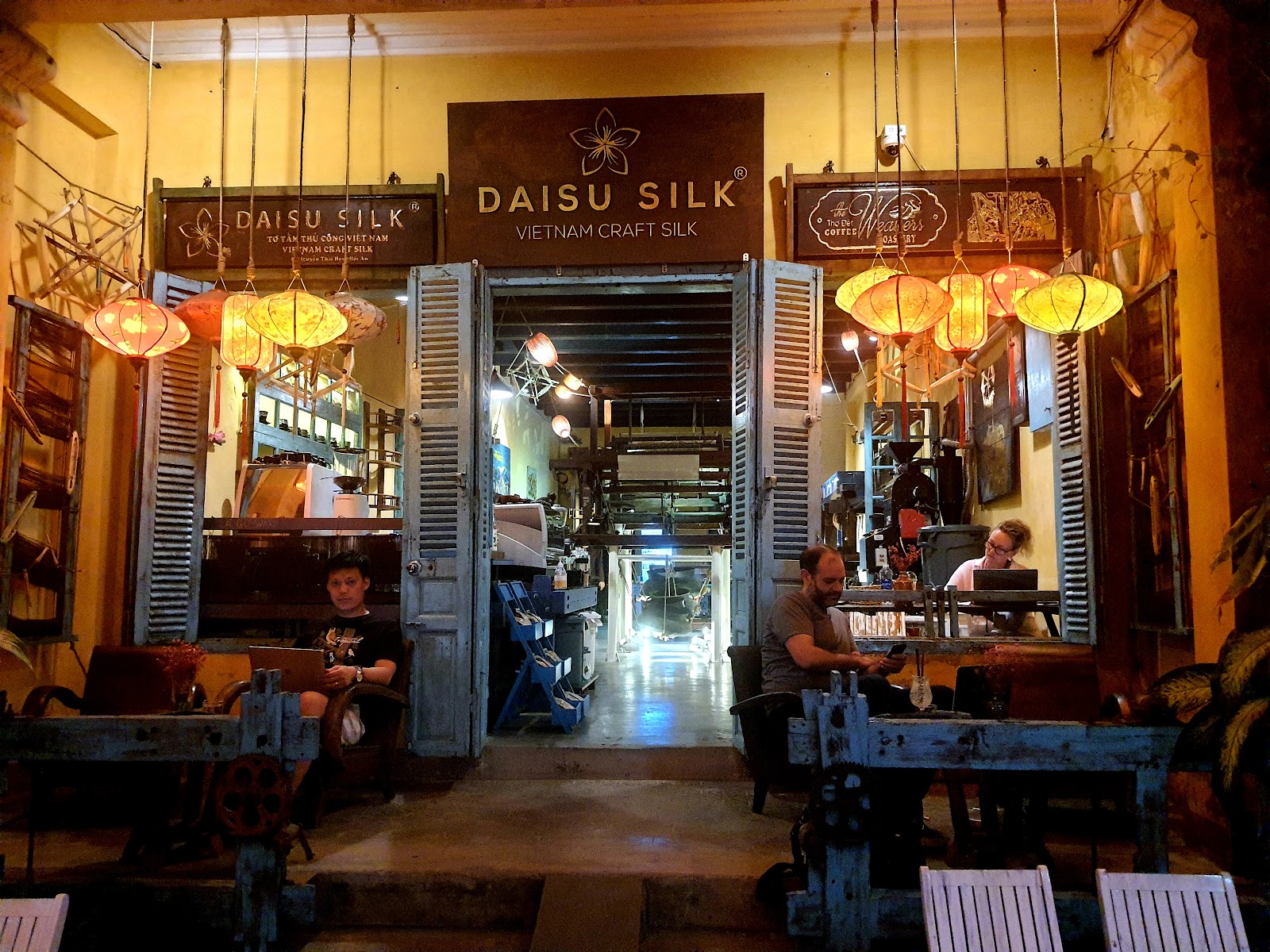 Thợ Dệt Coffee - Tơ Tằm Đại Sứ - Image 1