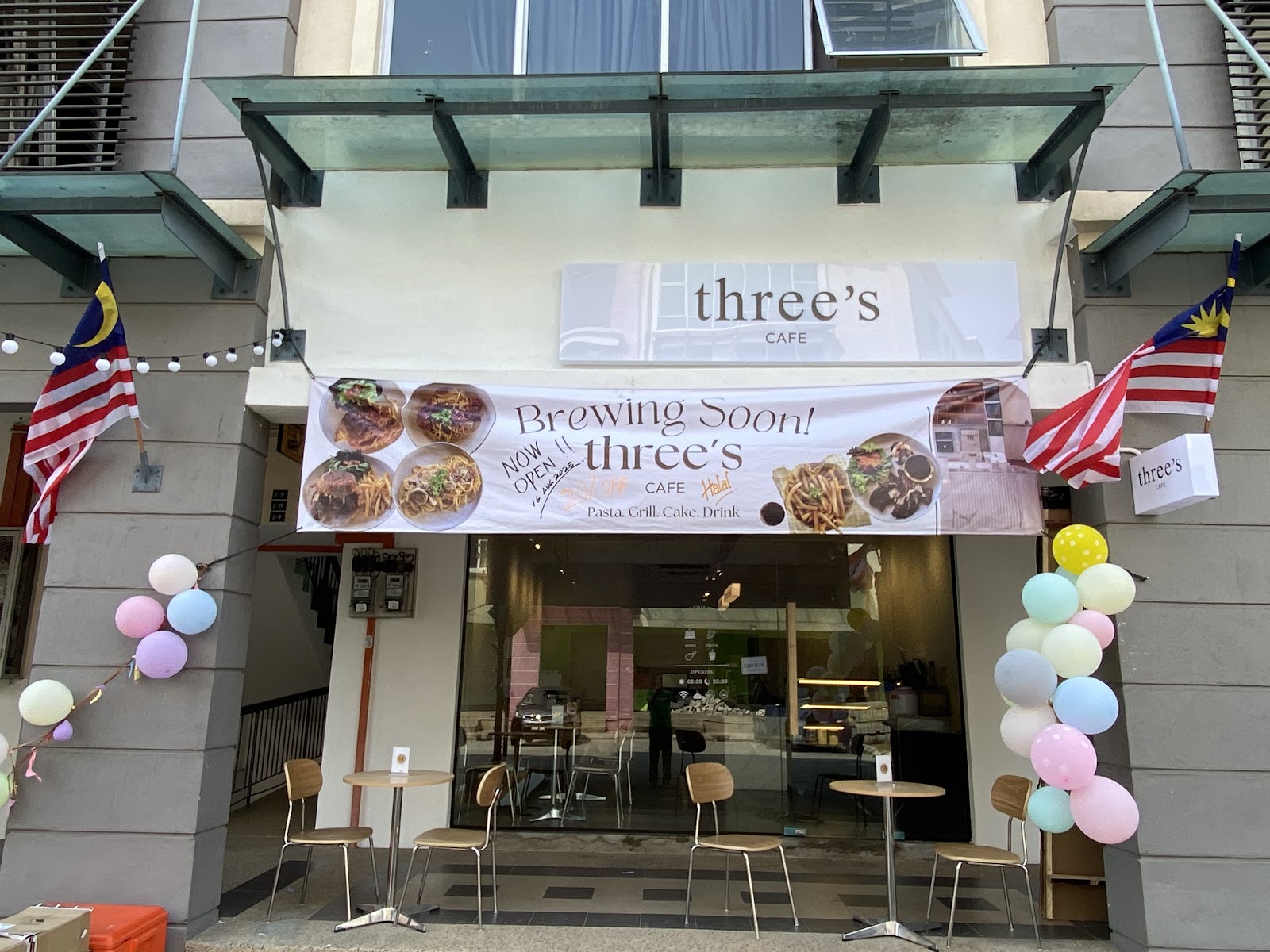 Three's Cafe - Image 1