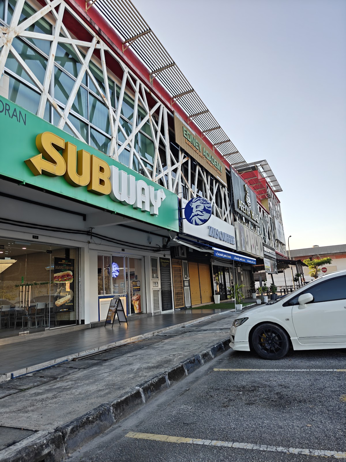 ZUS Coffee - Bertam Perdana, Kepala Batas - Image 1