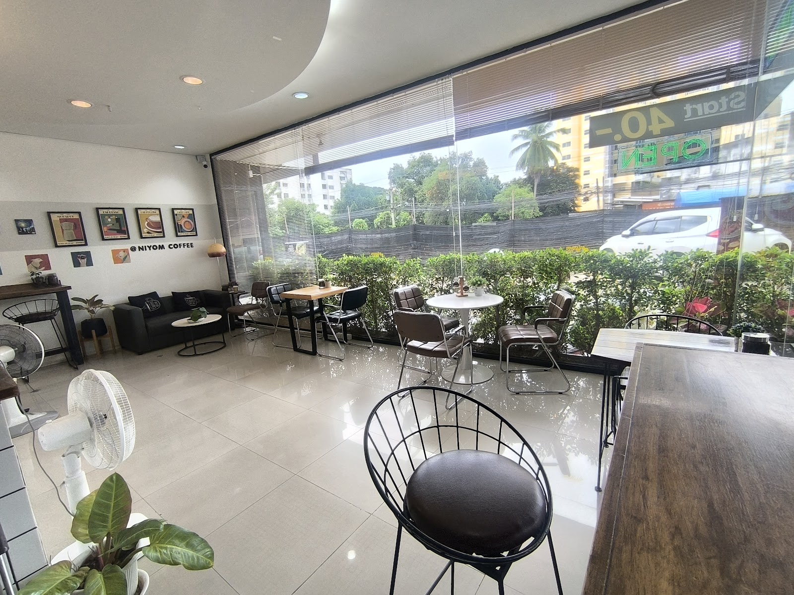 กาแฟนิยม สาขาถนนทุ่งโฮเต็ล Niyomcoffee - Image 1