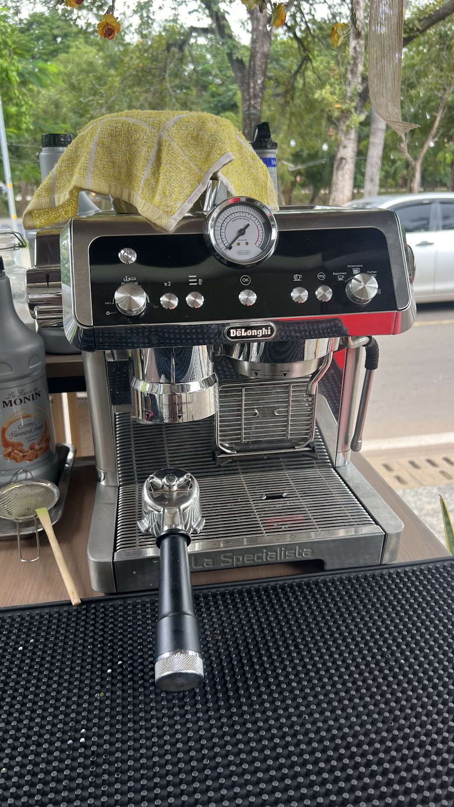 នំមាត់ឆ្នាំង E² Coffee - Image 1